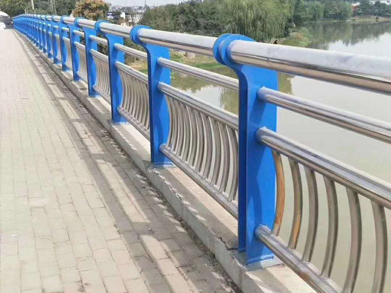 如何保養不銹鋼？